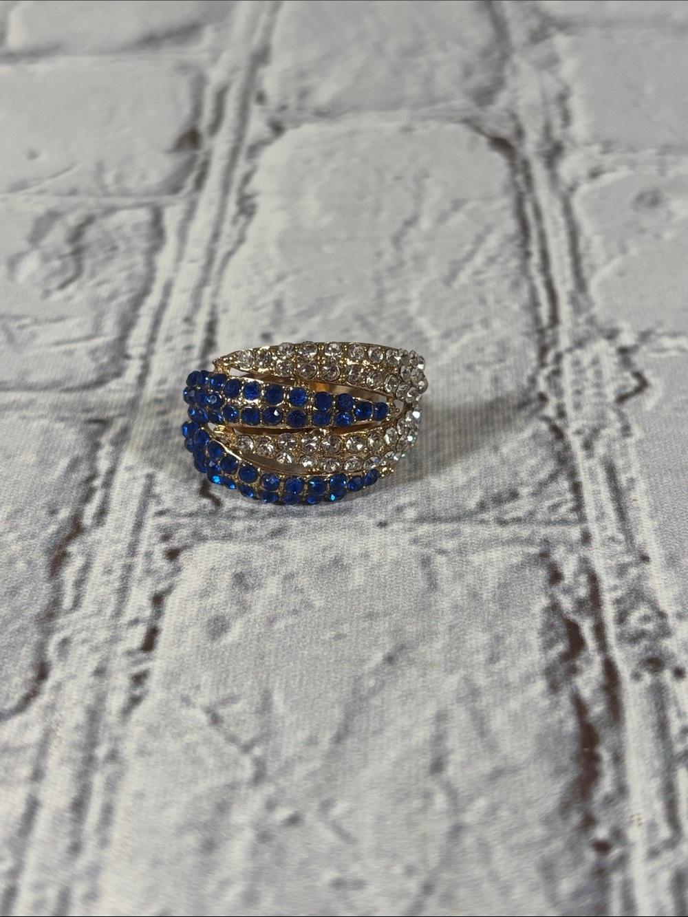 Costume Adjustable Gold Tone Blue White Rhinestone Ring